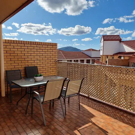 Tuggeranong Short Stay #09 Sleeps 4 Exterior photo