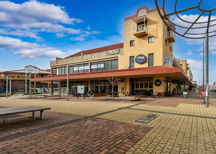 Tuggeranong Short Stay #09 Sleeps 4