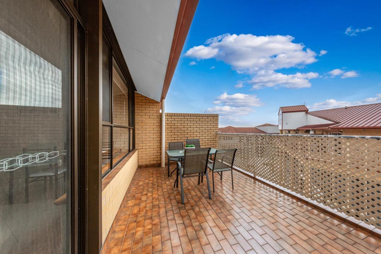 Short #09 Sleeps 4 * Tuggeranong